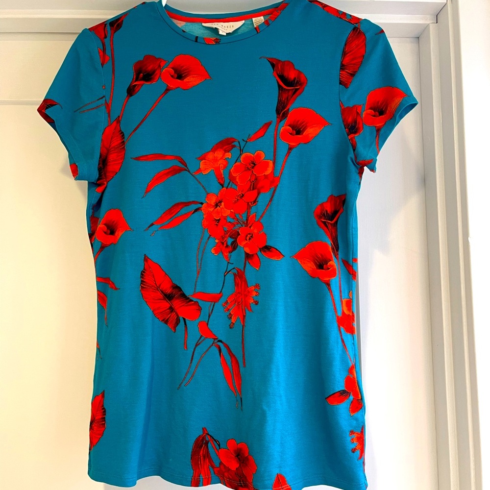 Ted Baker, Sz 3 Dillia Fantasia T-Shirt, Tee